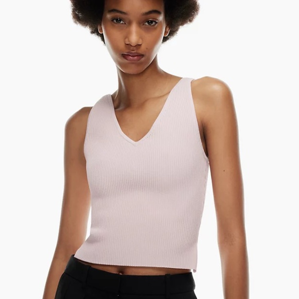 Aritzia Light Pink Ribbed V-Neck Tank Top